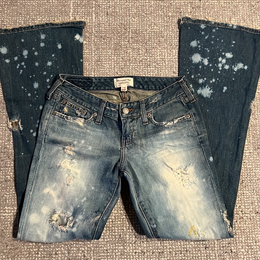 Early 2000’s A&F low rise flare destoyed jeans